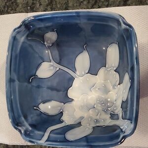 TOYO JAPAN Vintage White Peony Flower Blue Square Bowl